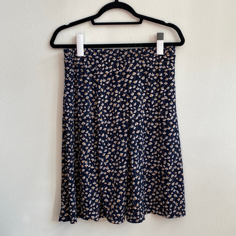 Womens Large floral Gilli skirt